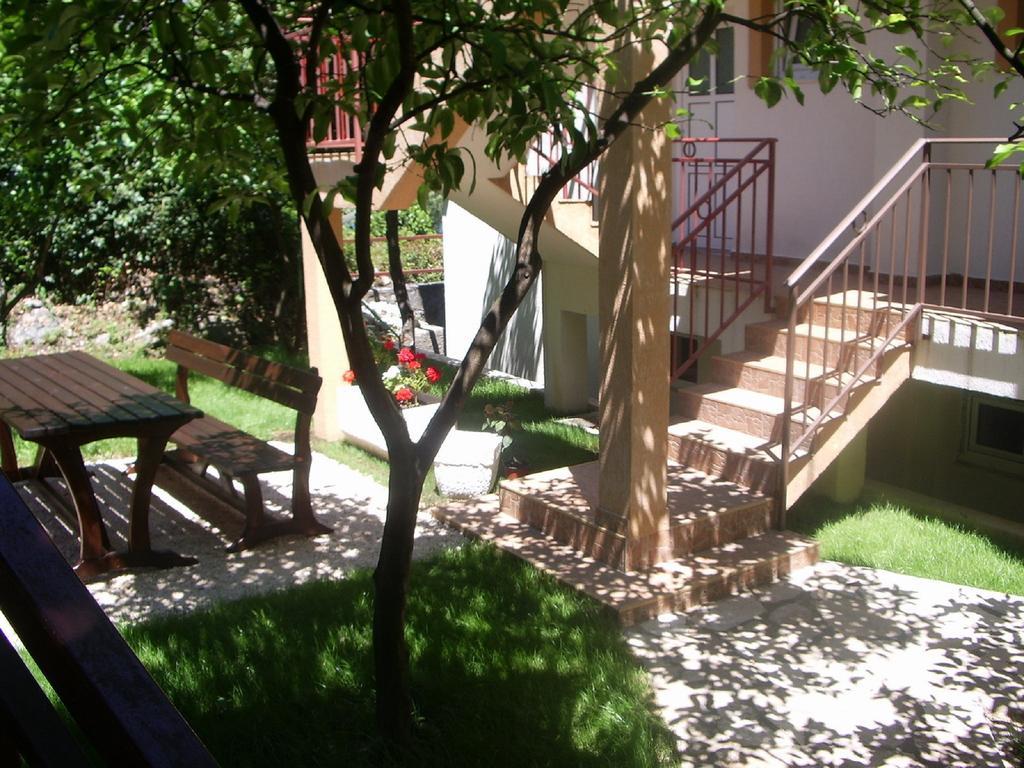 Apartmani Stanovcic Donji Morinj Extérieur photo
