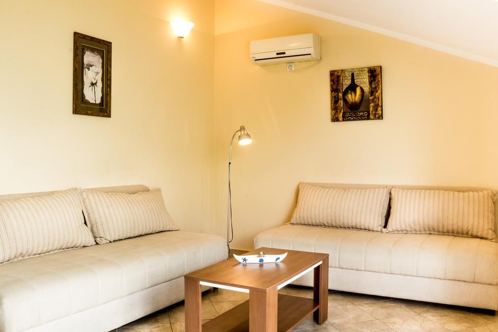 Apartmani Stanovcic Donji Morinj Extérieur photo